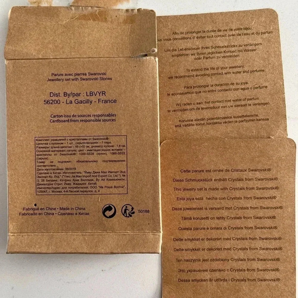 Swarovski and Yves Rocher crystal necklace - Picture 5 of 8